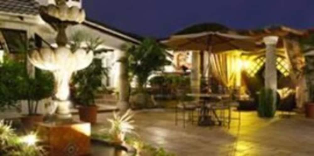 Hotel Casa García